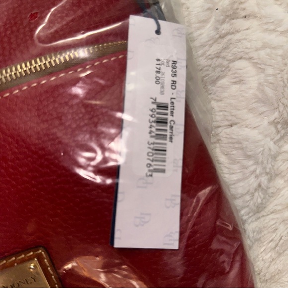 Brand New Pebble Leather RED call Scotty, Dooney, and Bourke Nag - Picture 9 of 10